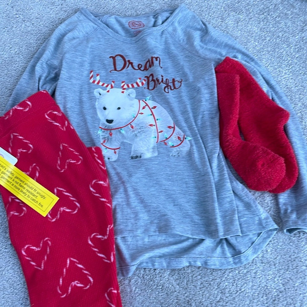 Girls Pajama Set Size 7/8 New With Tags